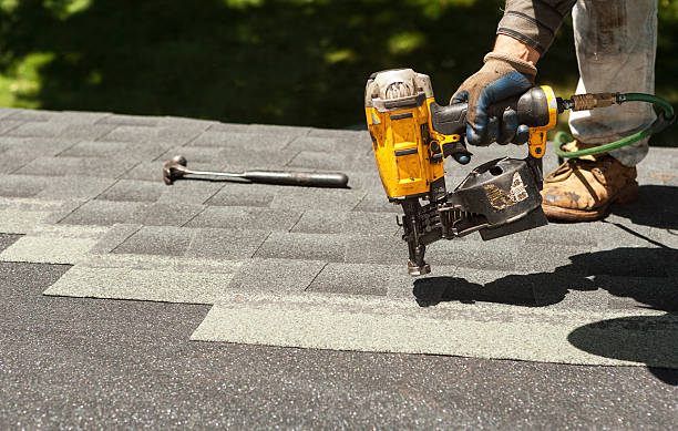 Best Roof Gutter Cleaning  in Fullerton, PA